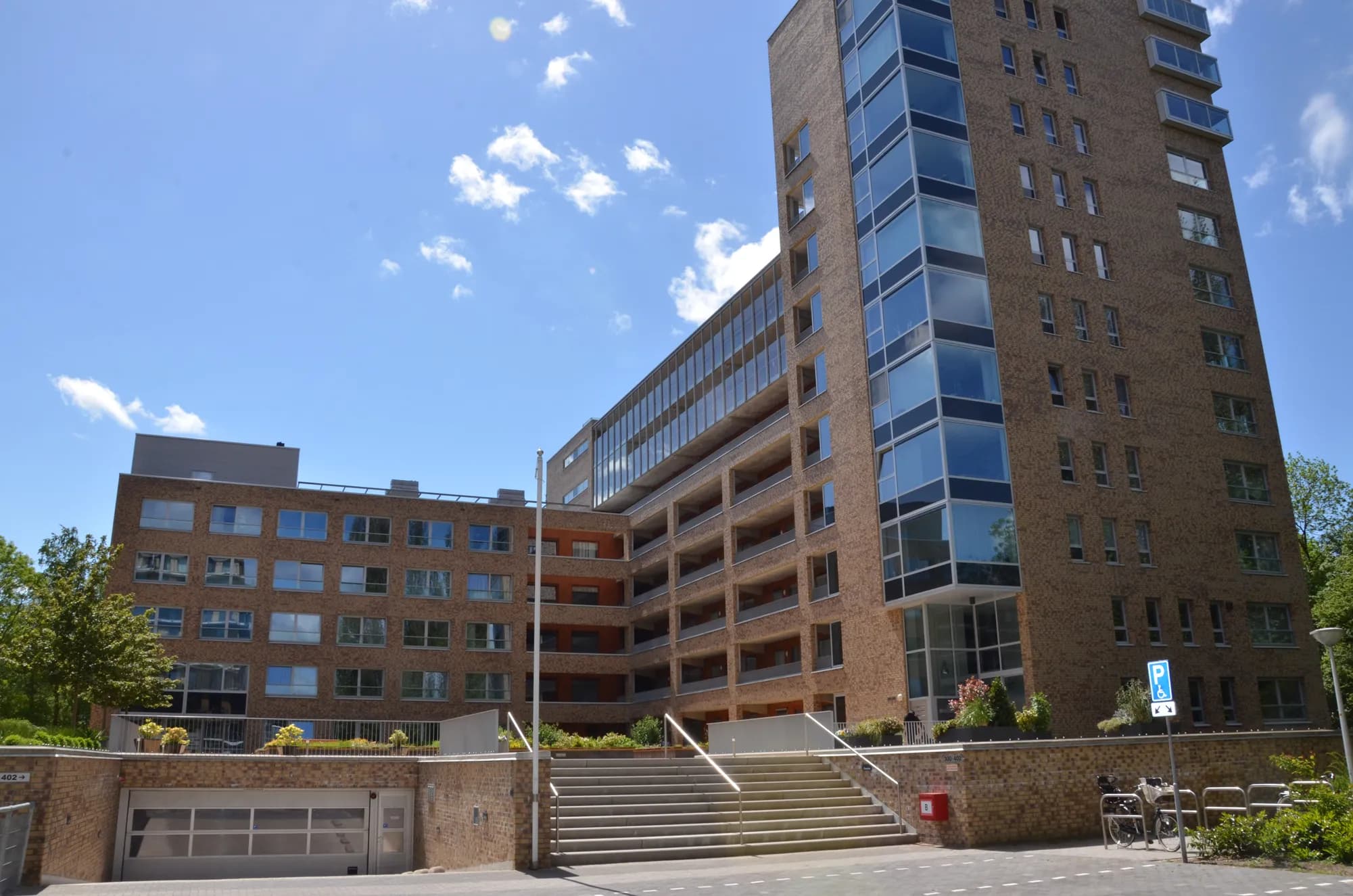 De Mozaïek biedt zorg aan jongvolwassenen met NAH en lichamelijke beperkingen.